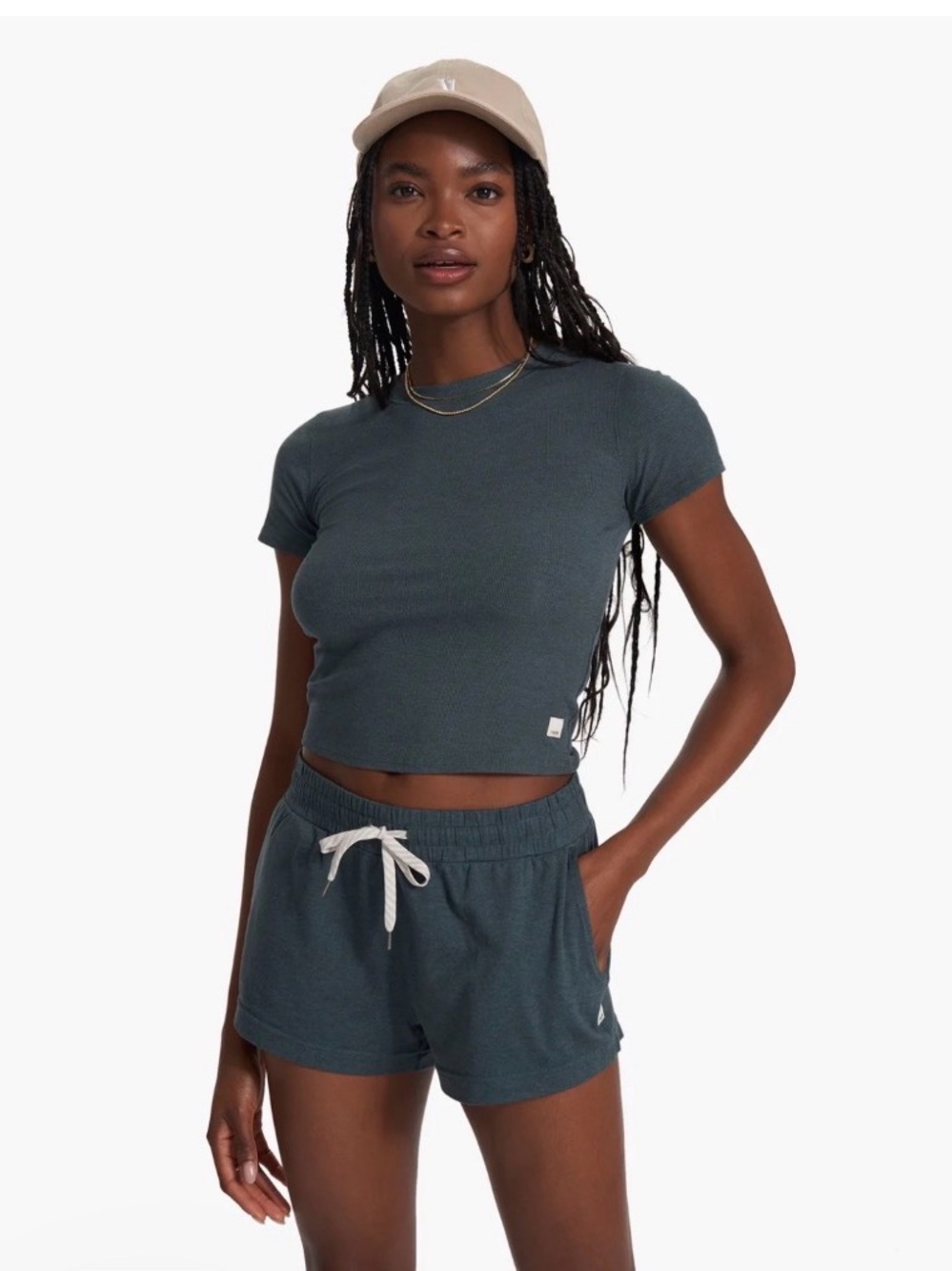 Vuori Pose fitted Tee Short Sleeve in Stone Heather size Small